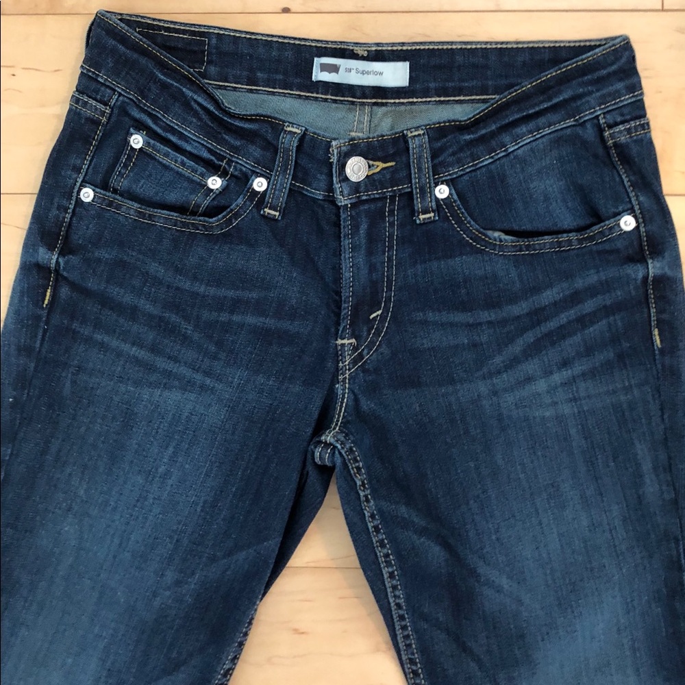 Levi’s 518 Superlow Boot Cut Jeans Size 5 - W27